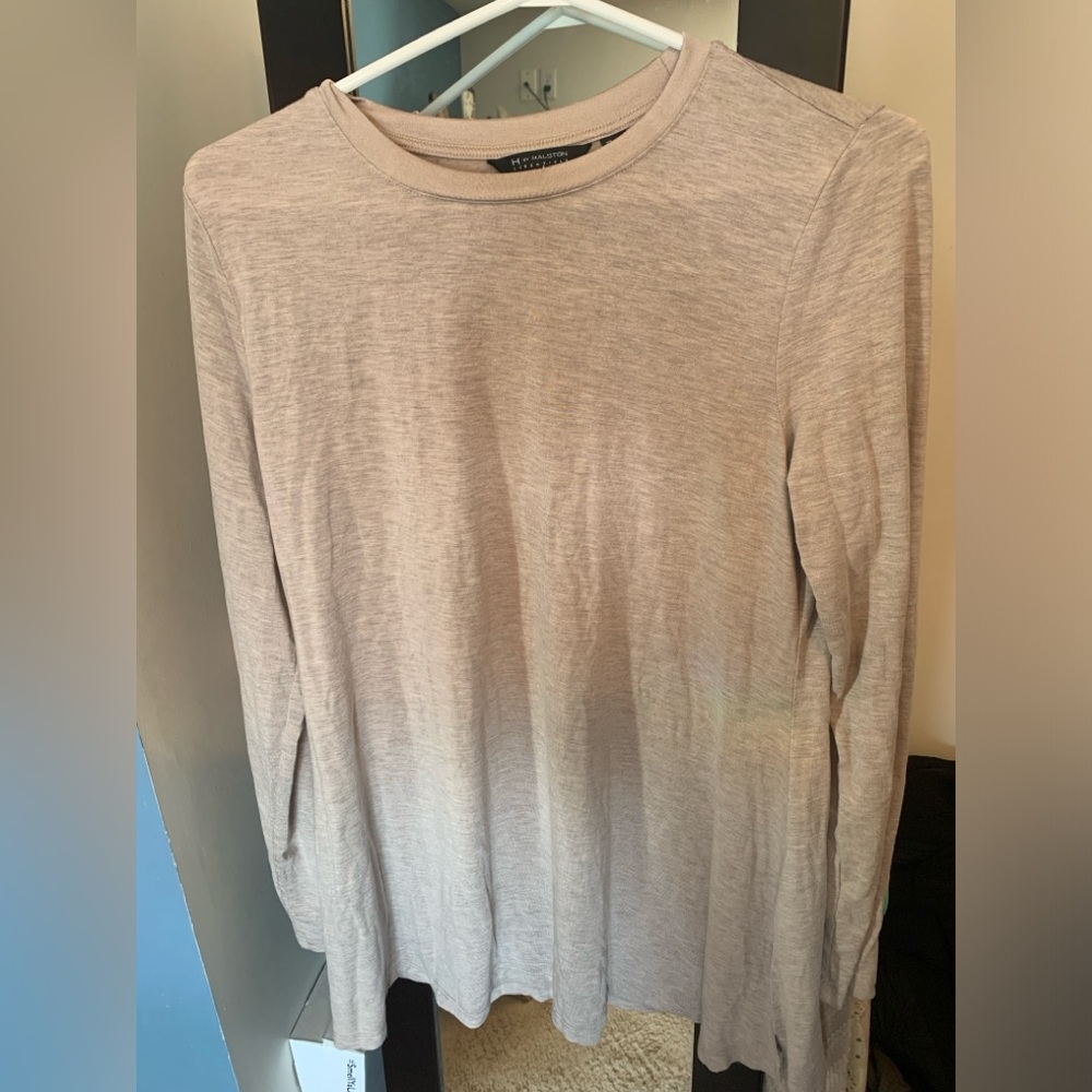 H BY HALSTON SHIRT 22” PTP